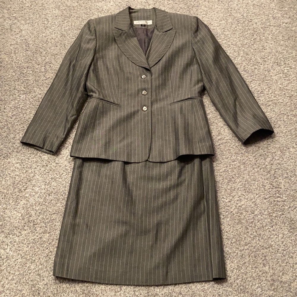 Tahari Petite Skirt Suit